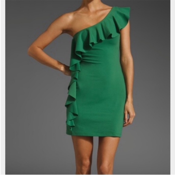 Susana Monaco Dresses & Skirts - Susana Monaco One Shoulder Ruffle Bodycon Knee Length Dress Green Women’s XS